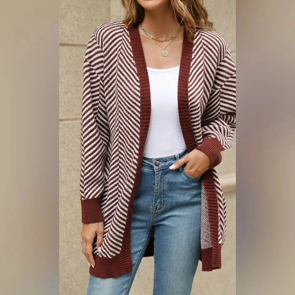 NWOT Fortune + Ivy Chevron Knit Cardigan Sweater Oversized Size Small - Picture 1 of 12